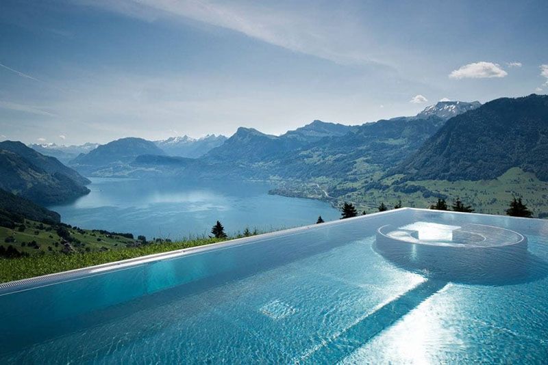 infinity pool Villa Honegg Thuy Si