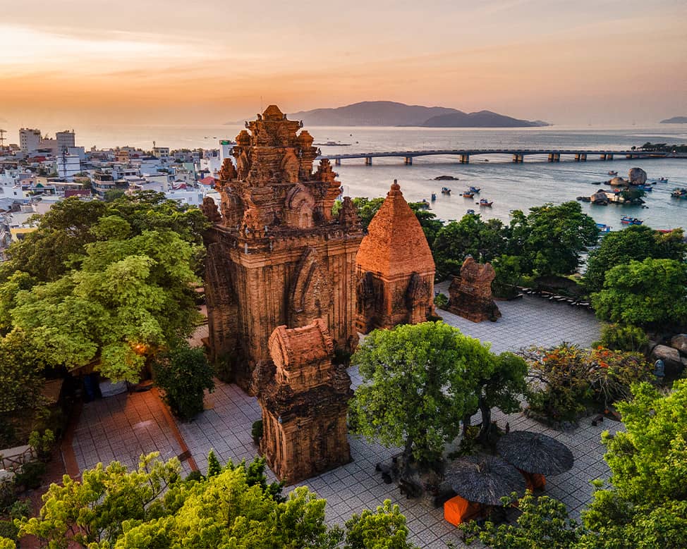 Tháp bà Ponagar Nha Trang