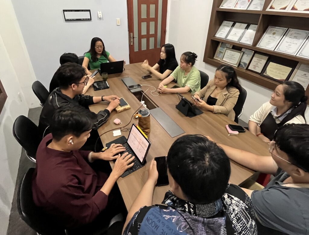 Buổi họp tổng kết, đánh giá hiệu quả hoạt động