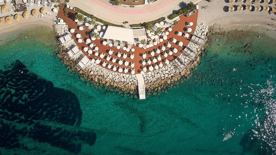 Beachclub - Nơi âm nhạc hòa huyện cùng biển cả