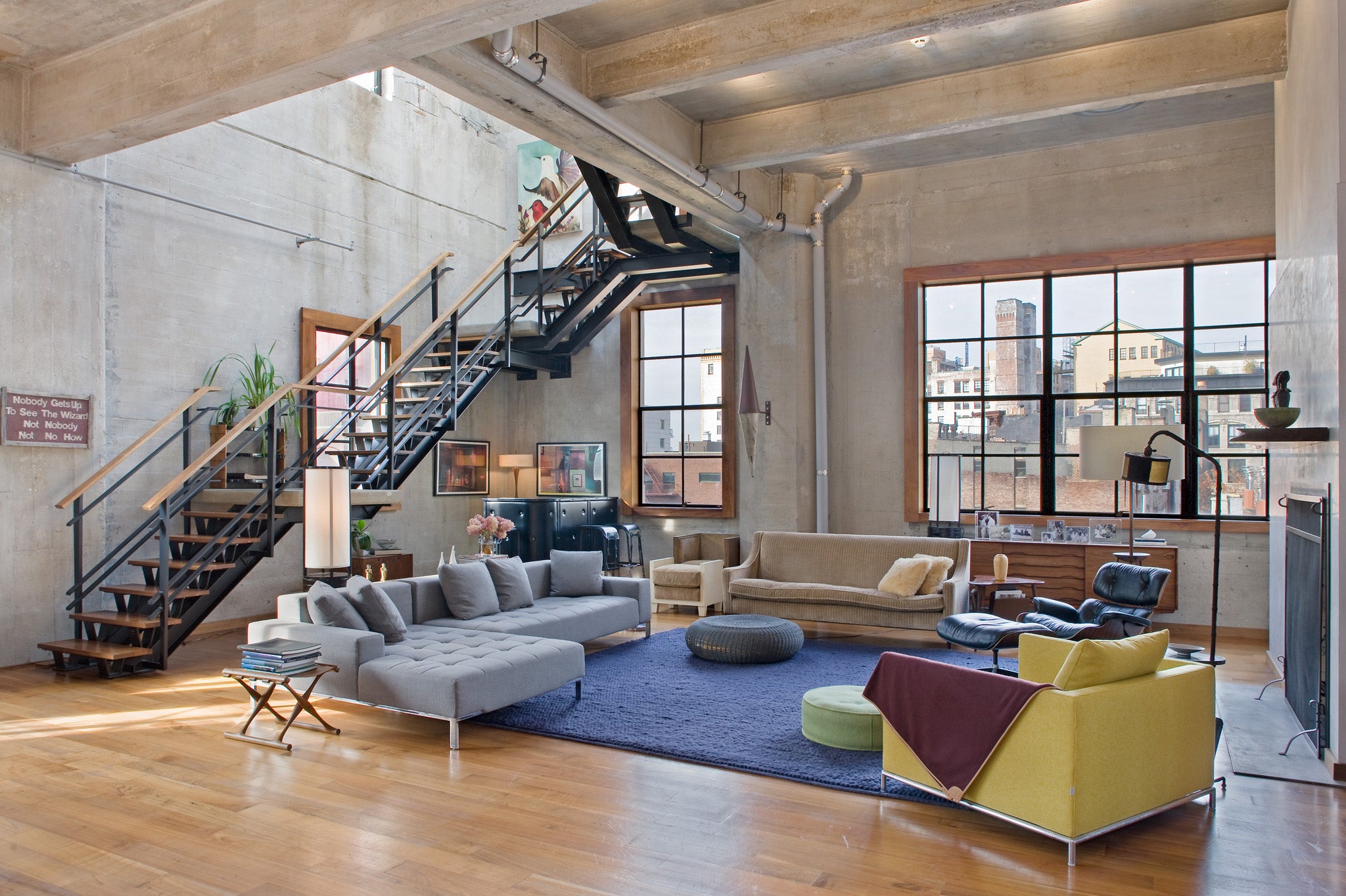 Sự thanh lịch của thiết kế thông tầng của căn hộ Duplex