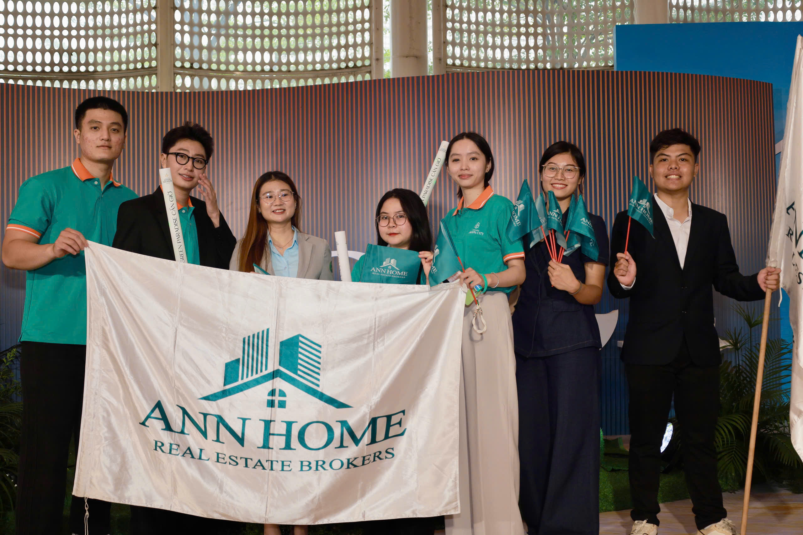 Đội ngũ Ann Home sẵn sàng tại sự kiện