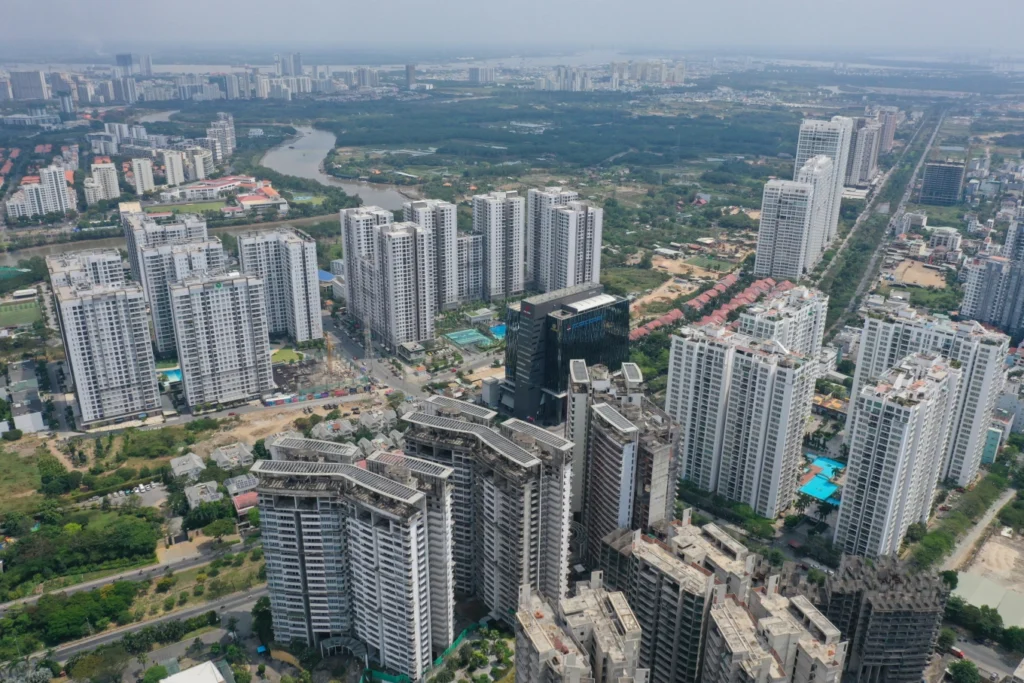 Dự án quản lý quốc tế có giá thuê cao hơn bao nhiêu?