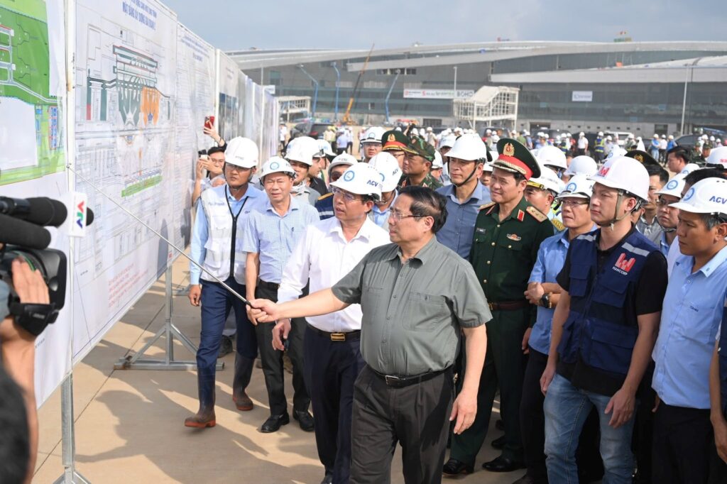 Thủ tướng Phạm Minh Chính kiểm tra