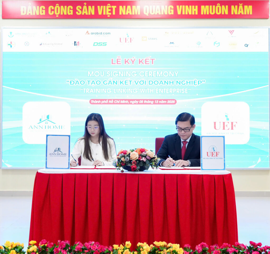 Lễ ký kết giữa UEF và Ann Home diễn ra ngày 05/12