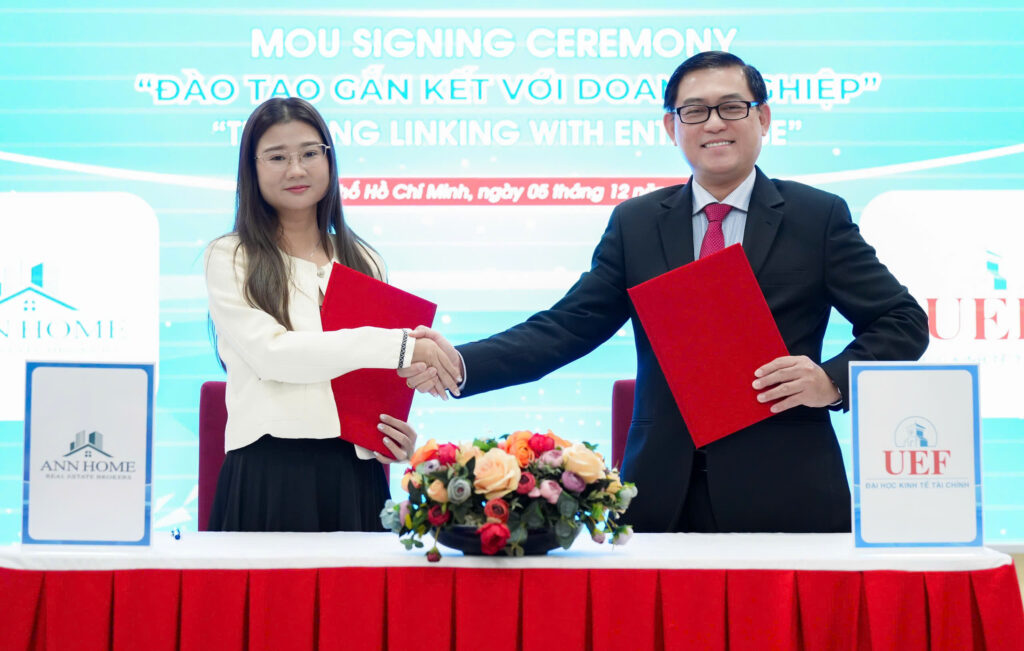 Buổi cảm kết diễn ra chuyên nghiệp