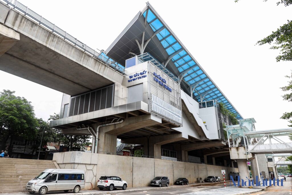 Đoạn trên cao của tuyến số 3 (Nhổn – Cầu Giấy) đi vào khai thác, nâng tổng số tuyến đang vận hành lên 2